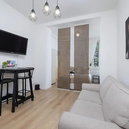 アパート Mickiewicza Charming Studio For 2 Guests By Renters クラクフ